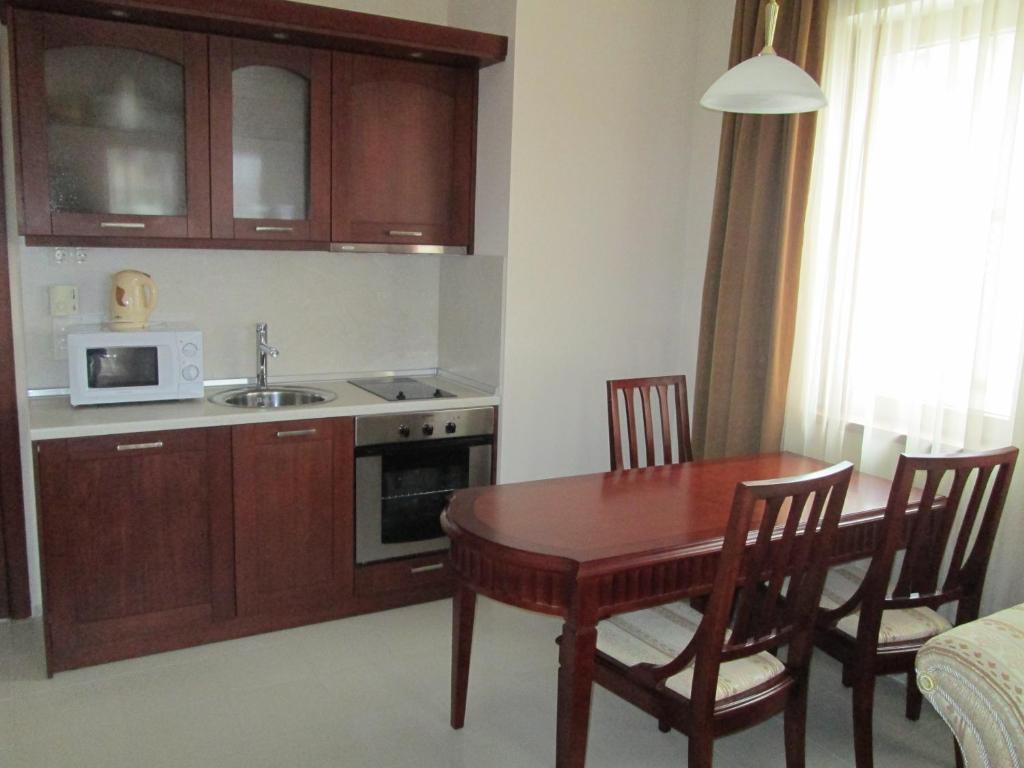 Downtown Alexander Services Apartments Bansko Værelse billede