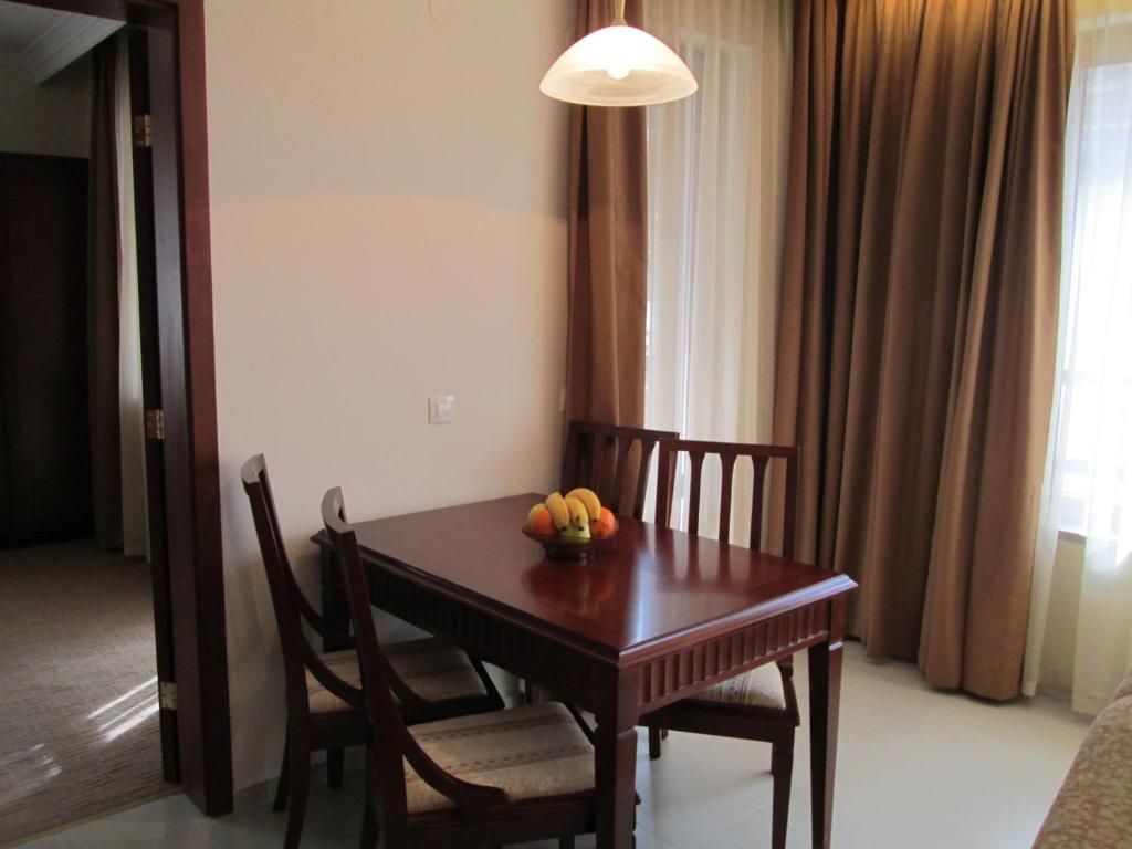 Downtown Alexander Services Apartments Bansko Værelse billede